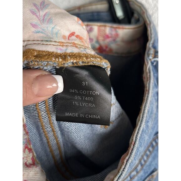 Johnny Was Boyfriend HR Raw Hem Cropped Jeans. - Size 31 - Blue - Picture 8 of 9